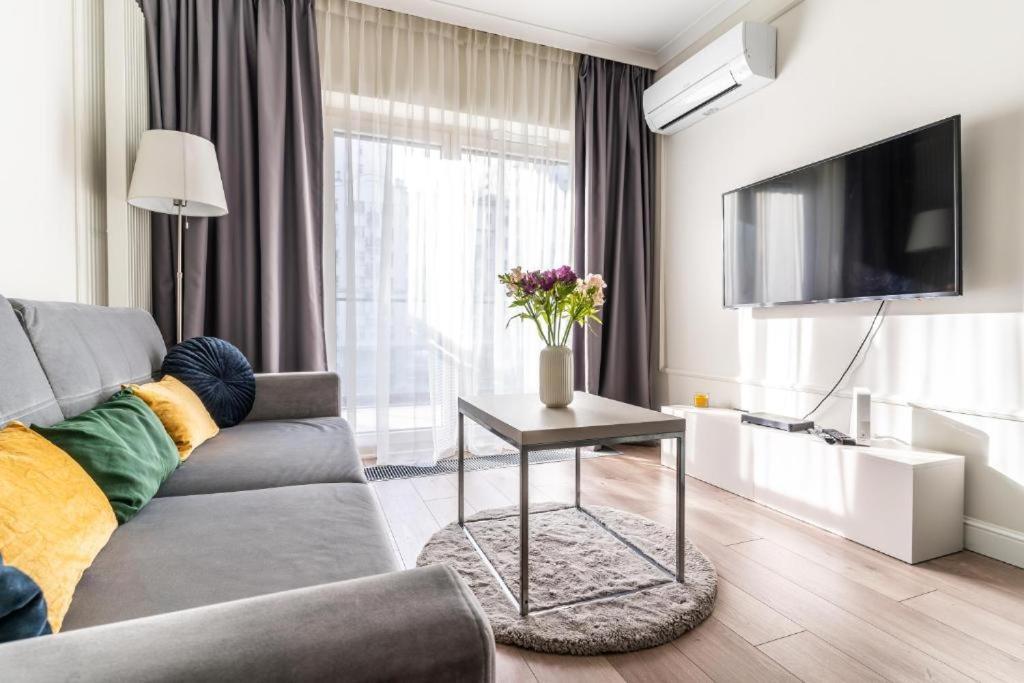 Mennica Residence By Golden Apartments Warszawa Eksteriør billede